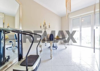 Palestra - Three-room apartment Via dell'Atleta
 
35, Seregno - photo 24