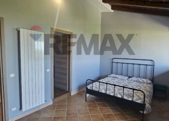 Camera / camera da letto - Casa semi indipendente via Delcogliano raffaele
 
snc, San Nazzaro - foto 16