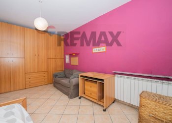 Camera / camera da letto - Three-room apartment via Liserta
 
12, Fagnano Olona - photo 14