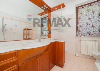 Bagno - Three-room apartment via Liserta
 
12, Fagnano Olona - photo 19