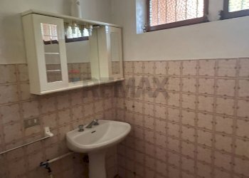 Bagno - Ufficio Via Virgilio
66, Varese - foto 6