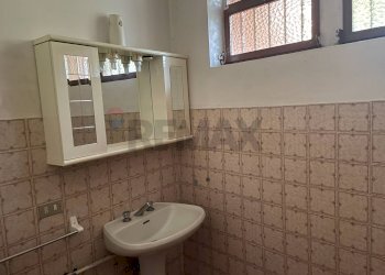Bagno - Ufficio Via Virgilio
66, Varese - foto 7