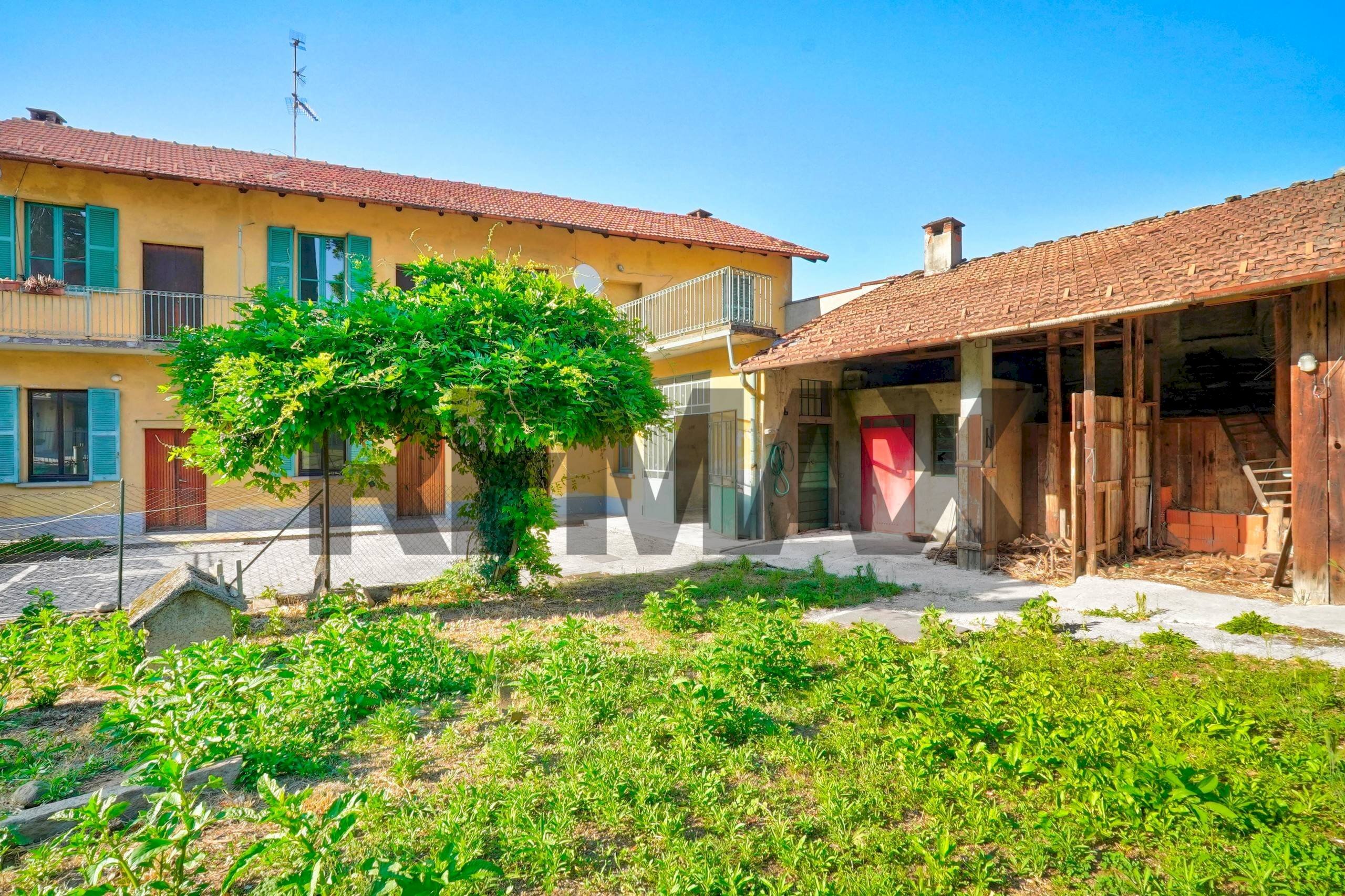 Casa all\'aperto - Casa indipendente Via Pierino Garzonio
 
5, Arsago Seprio - foto 1