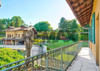 Balcone - Casa indipendente Via Pierino Garzonio
 
5, Arsago Seprio - foto 4
