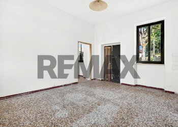 Stanza vuota - Casa indipendente Via Pierino Garzonio
 
5, Arsago Seprio - foto 8