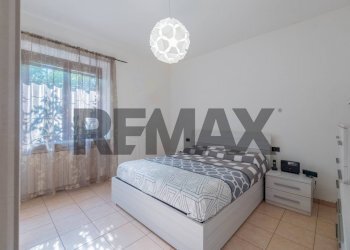 Camera / camera da letto - Three-room apartment via de amicis
 
52, Cairate - photo 6