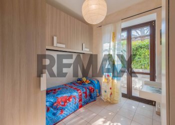 Camera / camera da letto - Three-room apartment via de amicis
 
52, Cairate - photo 18
