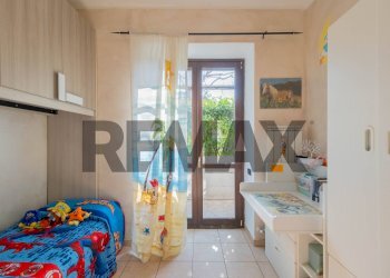 Camera / camera da letto - Three-room apartment via de amicis
 
52, Cairate - photo 19