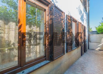 Edificio all\'aperto - Three-room apartment via de amicis
 
52, Cairate - photo 26