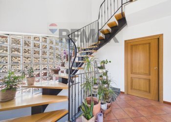 Scale - Villa Viale Delle Rughe
 
169, Formello - foto 7