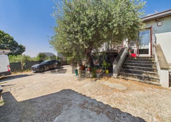 Giardino - Villa Via delle Spinareta
 
56, Formello - foto 2