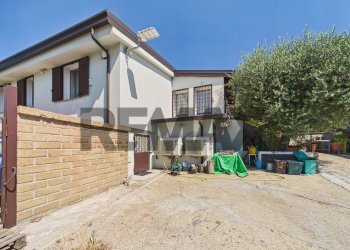Casa all\'aperto - Villa Via delle Spinareta
 
56, Formello - foto 25