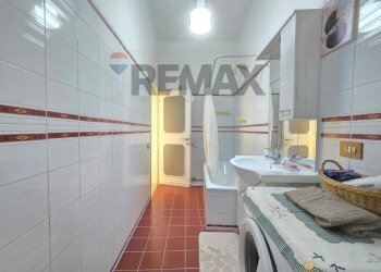 Bagno - Four-room apartment Via Angelo Poliziano
58, Roma - photo 10