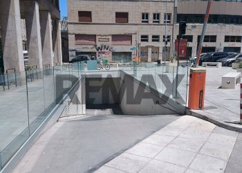 Edificio all\'aperto - Box Largo Francesco Pasqualino
13, Palermo - photo 2