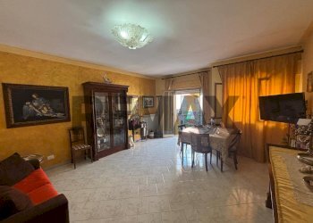 Sala da pranzo - Four-room apartment Madre Teresa di Calcutta
 
8, Montelepre - photo 15