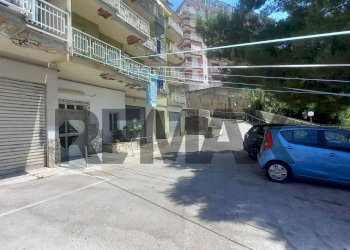 Edificio all\'aperto - Four-room apartment Madre Teresa di Calcutta
 
8, Montelepre - photo 27