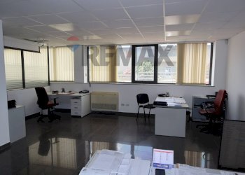 Ufficio - Shed Zona industriale 3 fase viale 15
6, Ragusa - photo 4