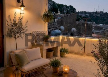 Terrazza - Casa indipendente Vicolo Barone
 
6 - 8, Modica - foto 2