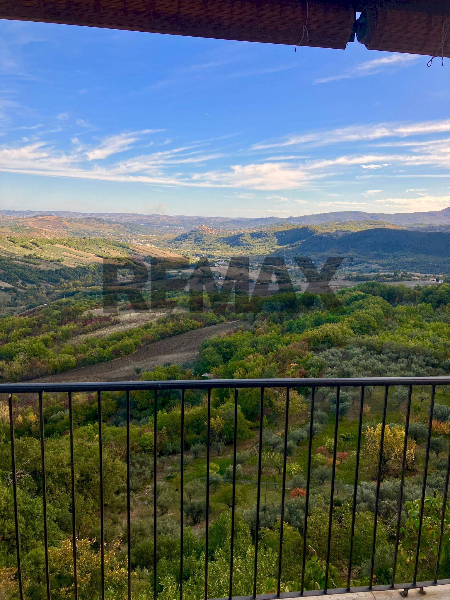 Vista delle montagne - Three-room apartment Via Orientale
 
2, Palombaro - photo 2
