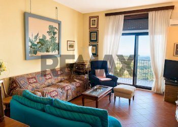 Soggiorno - Three-room apartment Via Orientale
 
2, Palombaro - photo 4