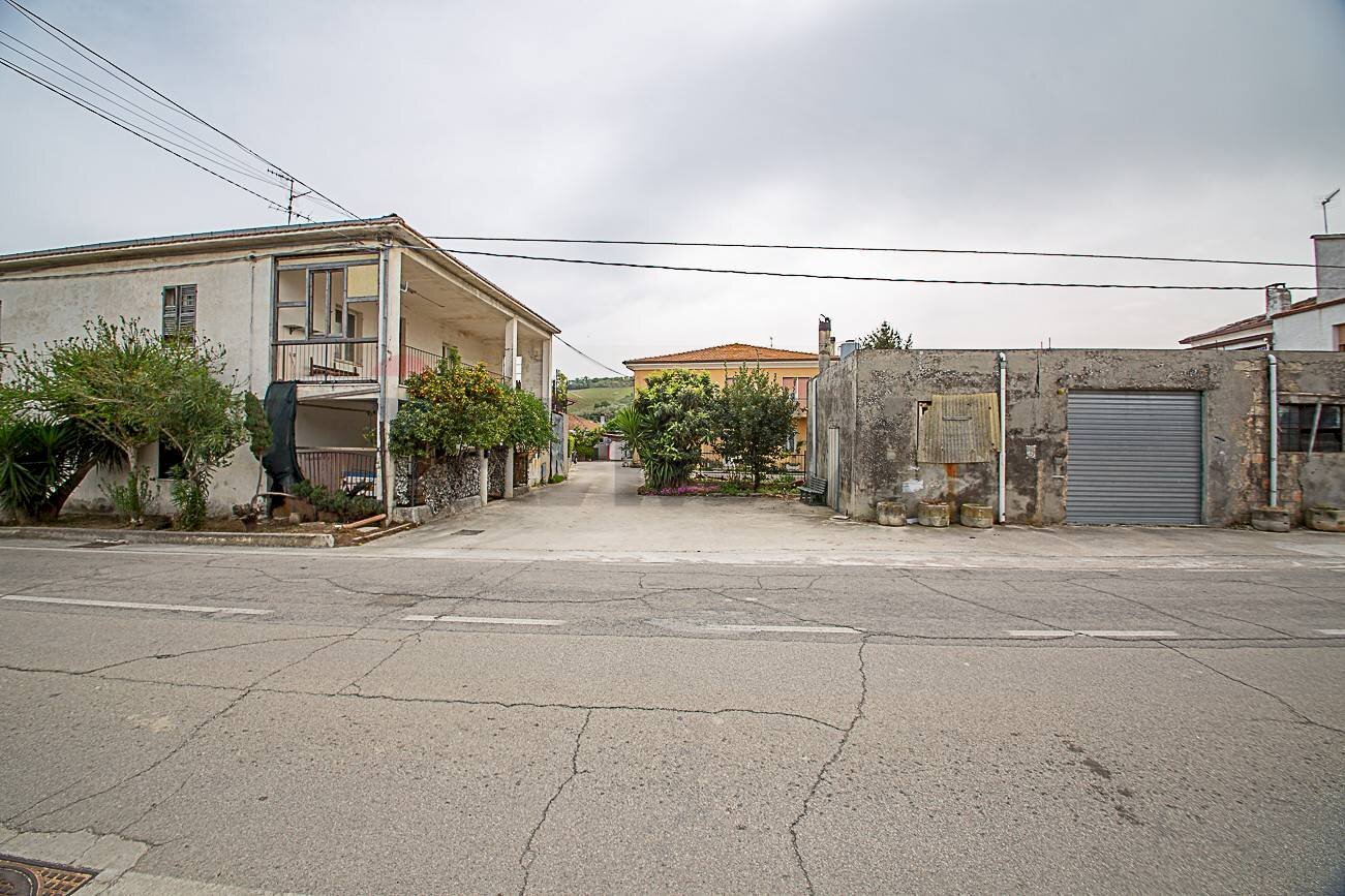 Casa all\'aperto - Casa indipendente c.da Piane San Pantaleone
 
175, Miglianico - foto 2