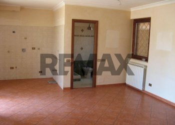 Stanza vuota - Trilocale VIA I MAGGIO
87, Roma - foto 4
