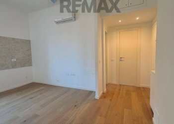 Stanza vuota - Bilocale Via Varesina
64, Milano - foto 4