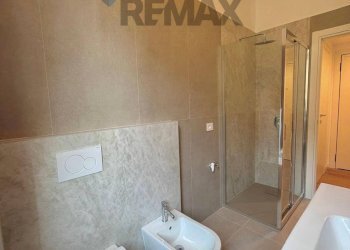 Bagno - Bilocale Via Varesina
64, Milano - foto 24