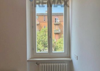 Camera / camera da letto - Bilocale Via Varesina
64, Milano - foto 27