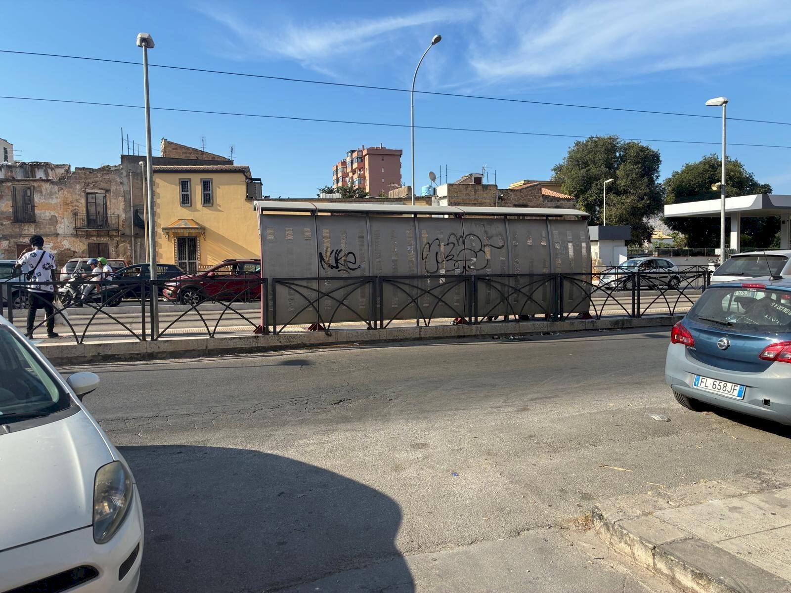 Foto 3 - Negozio Via Leonardo Da Vinci
 
408, Palermo - foto 3