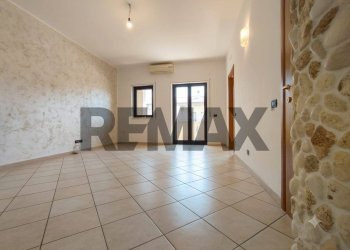 Stanza vuota - Trilocale via Fratelli Rosselli
 
42/A, Cassano delle Murge - foto 6