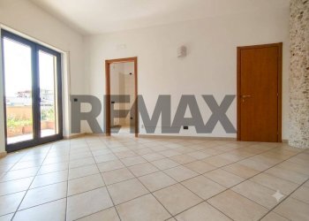 Stanza vuota - Trilocale via Fratelli Rosselli
 
42/A, Cassano delle Murge - foto 16
