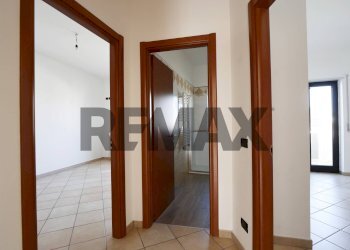 Hall / corridoio - Three-room apartment via Fratelli Rosselli
 
42/A, Cassano delle Murge - photo 10