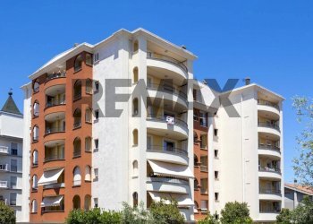 Edificio all\'aperto - Quadrilocale via Giuseppe di Vittorio
 
2/2, Montesilvano - foto 1