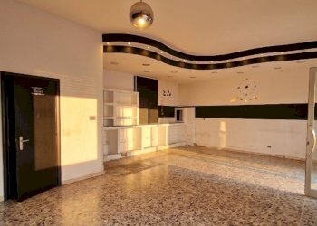 Locale Commerciale Mondragone - foto 11