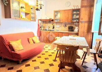 Two-room apartment Via Martiri della Liberazione, Diano Castello - photo 4