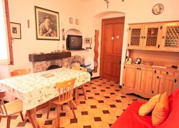 Two-room apartment Via Martiri della Liberazione, Diano Castello - photo 9