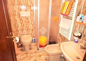 Two-room apartment Via Martiri della Liberazione, Diano Castello - photo 18