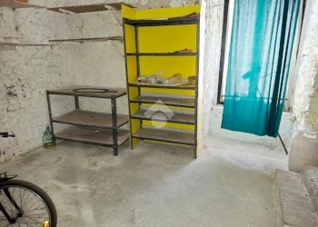 Two-room apartment Via Martiri della Liberazione, Diano Castello - photo 21