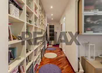 Hall / corridoio - Bilocale Viale Giovanni Suzzani
92, Milano - foto 5