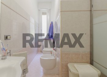 Bagno - Bilocale Viale Giovanni Suzzani
92, Milano - foto 9