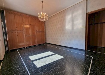 Camera da letto - Trilocale via Faliero Vezzani, 42, Genova (zona Sampierdarena) - foto 22