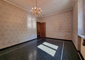 Camera da letto - Trilocale via Faliero Vezzani, 42, Genova (zona Sampierdarena) - foto 27