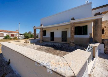 Facciata - Villa via Lungomare, Racale - foto 5