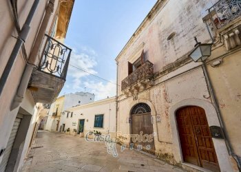Cortile interno - Casa indipendente via 24 Maggio, Tuglie - foto 1
