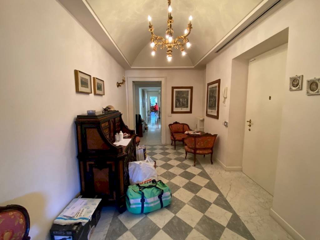 Ingresso - Quadrilocale viale Bianca Maria, Milano - foto 3