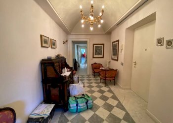 Ingresso - Quadrilocale viale Bianca Maria, Milano - foto 3