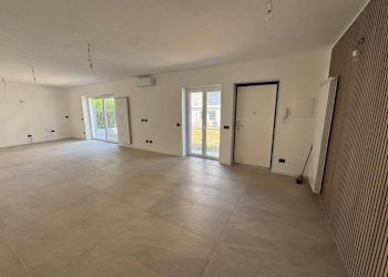 Cucina - Villa via Roma, 65, Cardano al Campo - photo 8