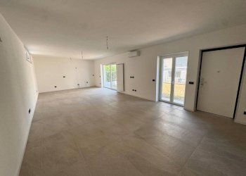 Cucina - Villa via Roma, 65, Cardano al Campo - photo 16