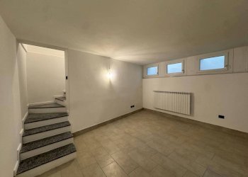 Magazzino - Villa via Roma, 65, Cardano al Campo - photo 27